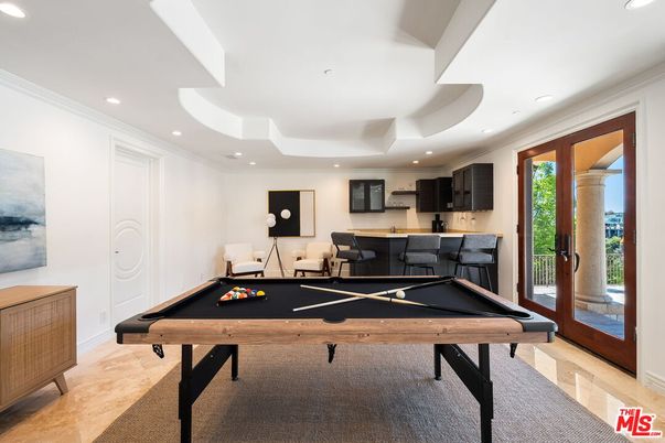 Billiard Table, Game Room, Interior, Recessed Lighting