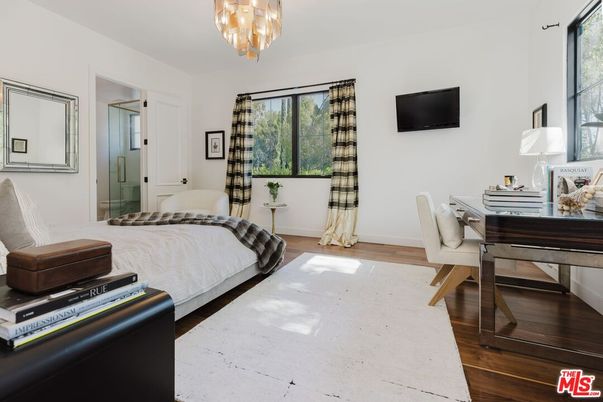 Bedroom, Chandelier, Home Office, Interior, Wood Texture Flooring