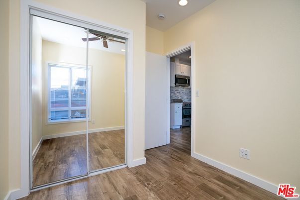 Empty room, Interior, Kitchen, Recessed Lighting, Wood Texture Flooring