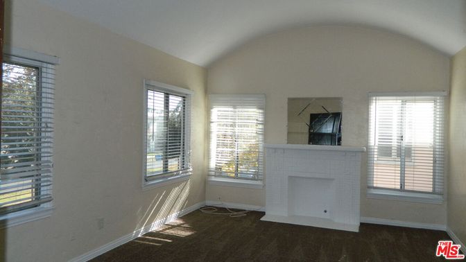 Fireplace, Interior