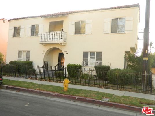 Exterior, Facade, Spanish Mediterranean