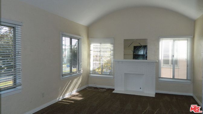 Fireplace, Interior