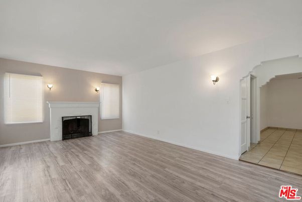 Empty room, Fireplace, Interior, Wood Texture Flooring