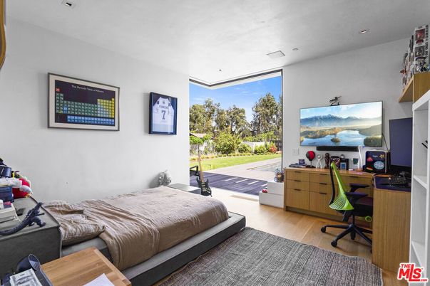 Bedroom, Home Office, Interior, Recessed Lighting, Wood Texture Flooring