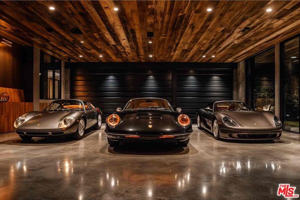 Garage, Interior, Recessed Lighting