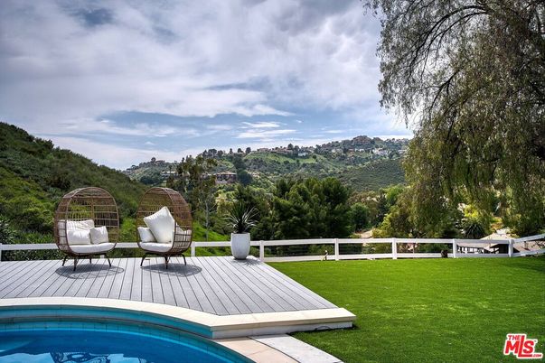 Backyard, Exterior, Pool