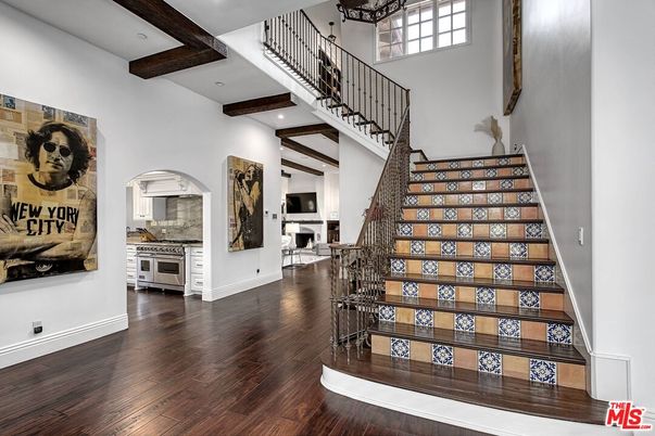 Interior, Recessed Lighting, Wooden Beams, Wood Texture Flooring