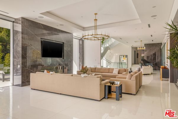 Fireplace, Interior, Living room, Pendant Lights, Recessed Lighting
