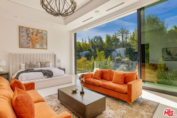 Bedroom, Chandelier, Interior, Living room, Recessed Lighting