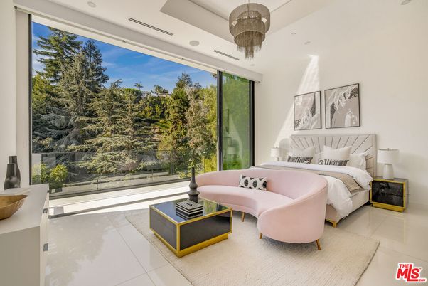 Bedroom, Interior, Living room, Recessed Lighting