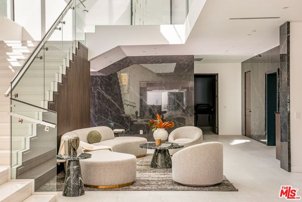 Interior, Living room, Marble, Marble Walls, Recessed Lighting