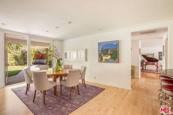 Dining room, Interior, Piano, Recessed Lighting, Wood Texture Flooring