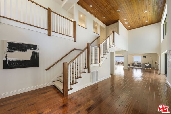 Interior, Recessed Lighting, Wooden Ceilings, Wood Texture Flooring