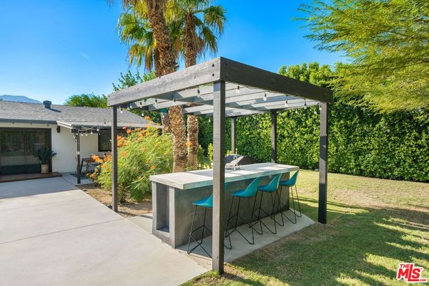 Backyard, Exterior, Hot Tub