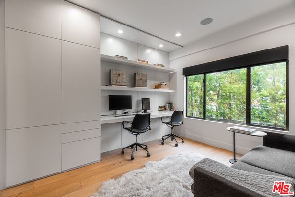 Home Office, Interior, Recessed Lighting, Wood Texture Flooring