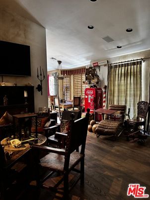 Dining room, Interior, Pendant Lights, Recessed Lighting, Wood Texture Flooring