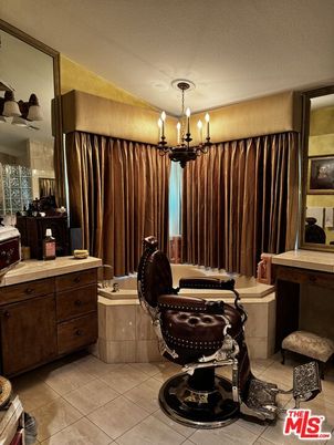 Bathroom, Interior, Pendant Lights