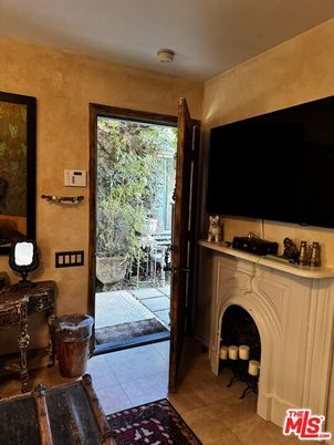 Fireplace, Interior