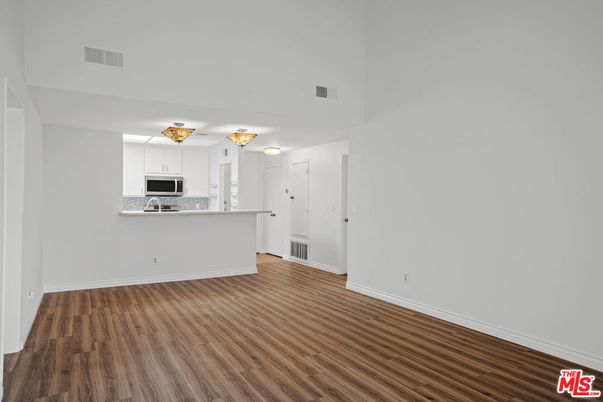 Empty room, Interior, Kitchen, Wood Texture Flooring