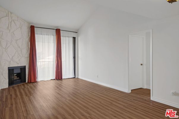 Empty room, Fireplace, Interior, Wood Texture Flooring