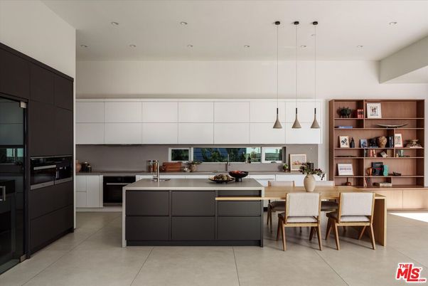 Dining room, Interior, Kitchen, Pendant Lights, Recessed Lighting, Stainless Steel Appliances