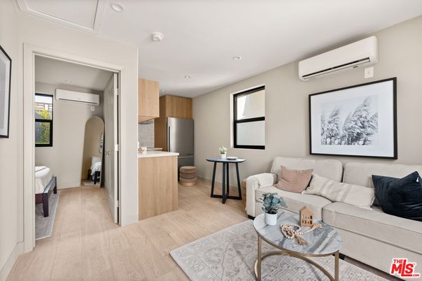 Interior, Kitchen, Living room, Recessed Lighting, Wood Texture Flooring