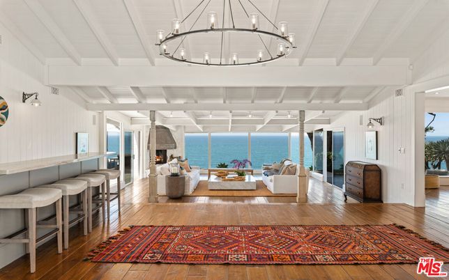 Chandelier, Fireplace, Interior, Living room, Pendant Lights, Water, Wood Texture Flooring