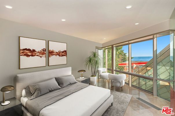 Bedroom, Interior, Recessed Lighting, Water