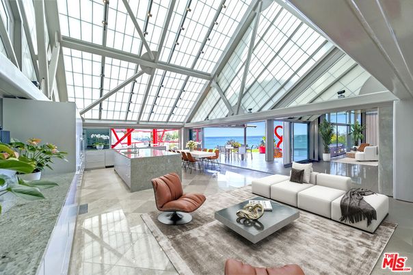 Dining room, Glass Ceilings, Interior, Living room, Sun Room, Water