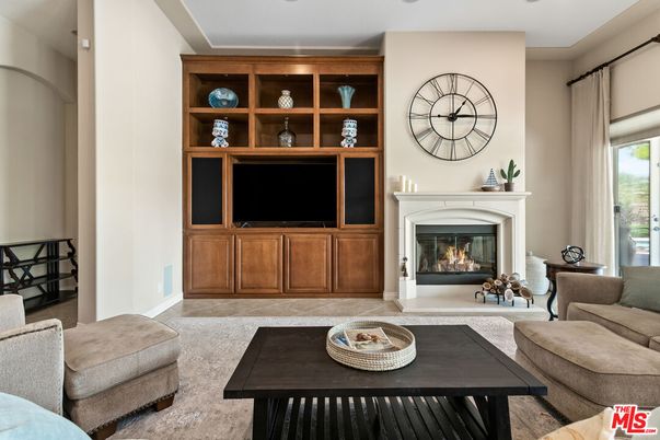 Fireplace, Interior, Living room, Recessed Lighting