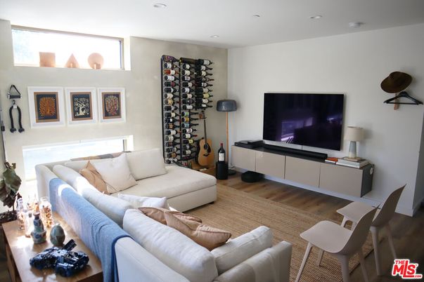 Interior, Living room, Recessed Lighting, Wine Storage, Wood Texture Flooring