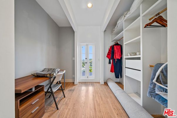 Interior, Recessed Lighting, Walk-in Closets, Wood Texture Flooring