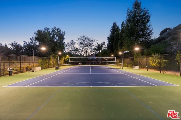 Exterior, Tennis Courts