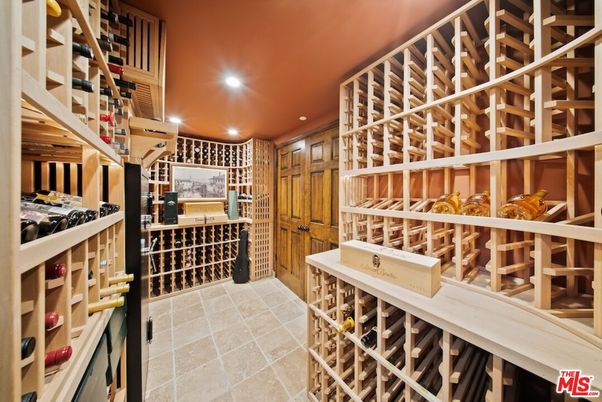 Interior, Recessed Lighting, Wine Storage