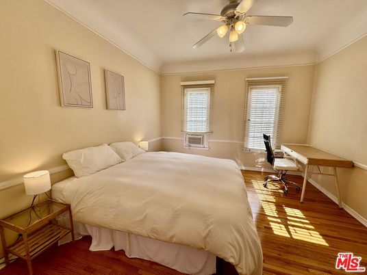 Bedroom, Home Office, Interior, Wood Texture Flooring