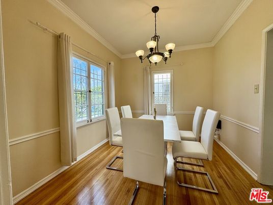 Chandelier, Dining room, Interior, Wood Texture Flooring