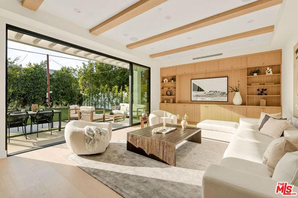 Interior, Living room, Recessed Lighting, Wooden Beams, Wood Texture Flooring, Wooden Walls