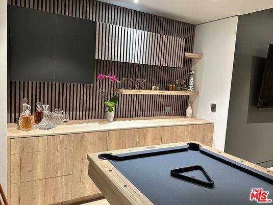 Billiard Table, Game Room, Interior, Recessed Lighting