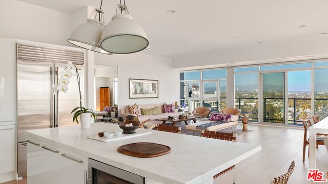 Dining room, Interior, Kitchen, Living room, Pendant Lights, Recessed Lighting, Stainless Steel Appliances, Wood Texture Flooring