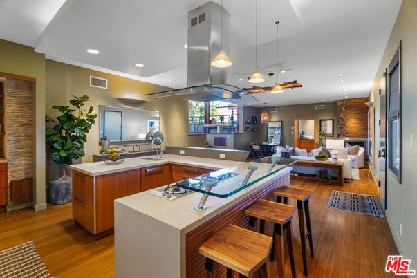 Dining room, Interior, Kitchen, Living room, Pendant Lights, Recessed Lighting, Wood Texture Flooring