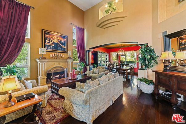 Chandelier, Dining room, Fireplace, Interior, Living room, Wood Texture Flooring