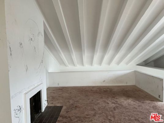 Empty room, Fireplace, Interior