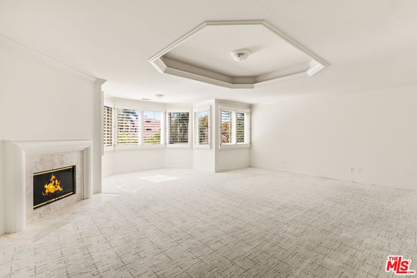 Empty room, Fireplace, Interior