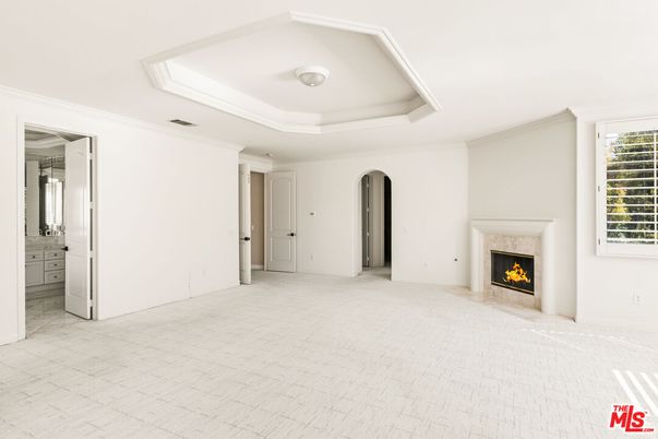 Empty room, Fireplace, Interior