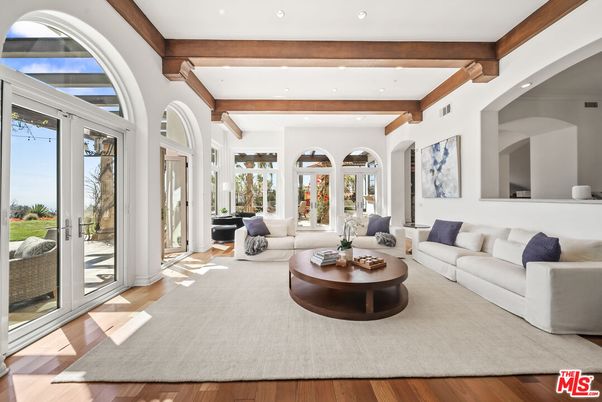 Interior, Living room, Recessed Lighting, Wooden Beams, Wood Texture Flooring