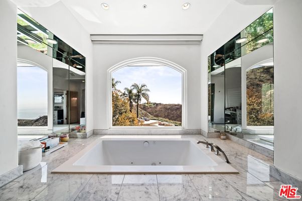 Bathroom, Interior, Marble, Recessed Lighting