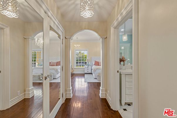 Bedroom, Chandelier, Interior, Pendant Lights, Wood Texture Flooring