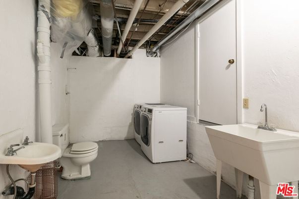 Interior, Washer