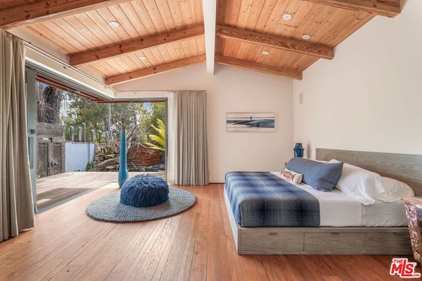 Bedroom, Interior, Wooden Beams, Wooden Ceilings, Wood Texture Flooring