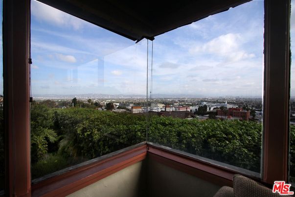 Exterior, Other, Skyline